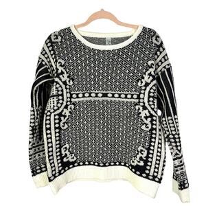 TEA & CUP Black White Silver Metallic Thread Nordic Fair Isle Pattern Sweater M
